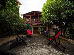 2 bedroom house with bayview, 3 blocks from beach and center of SJ